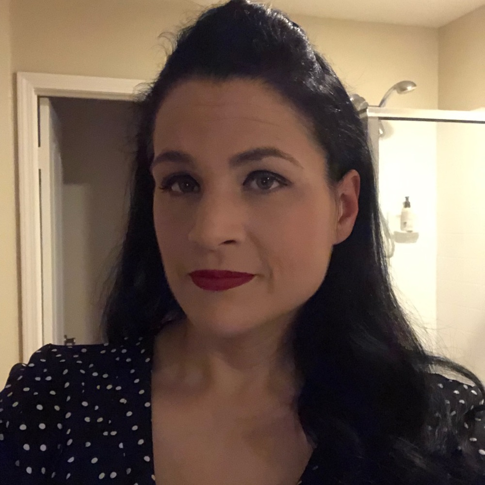 Meet your Posher, Jessica